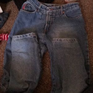 Light wash mom jeans